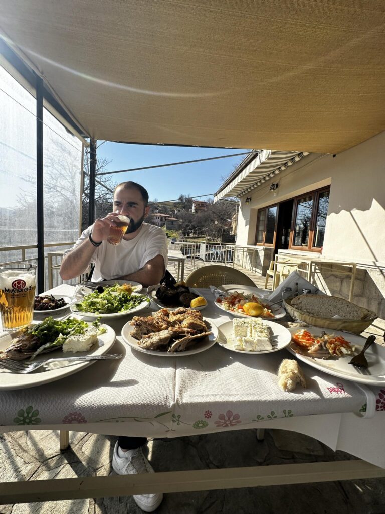 Καφενείο Ο…Μόρφη