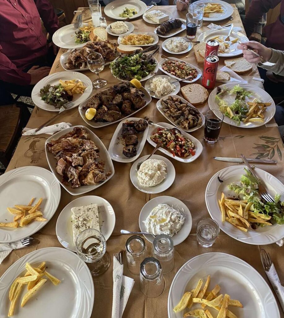 Καφενείο Ο…Μόρφη